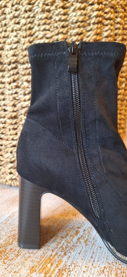 JESSICA negro, botin