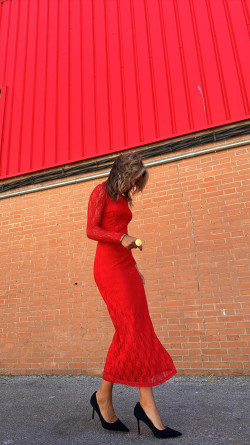 ROSALE,  rojo, vestido largo