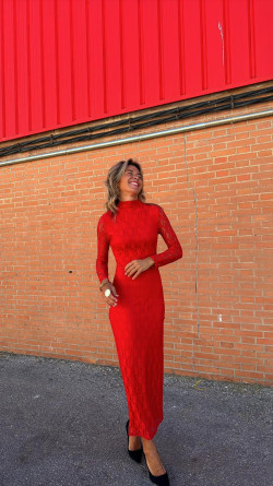 ROSALE,  rojo, vestido largo