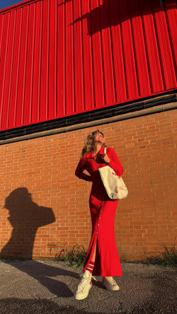 JAPÓN rojo,   vestido  de punto